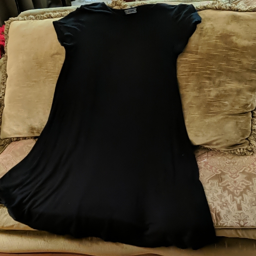 Carly St. Clare black T-shirt dress relaxed fit